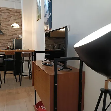 Bed And Gears - Industrial Design Loft Apartamento Bari